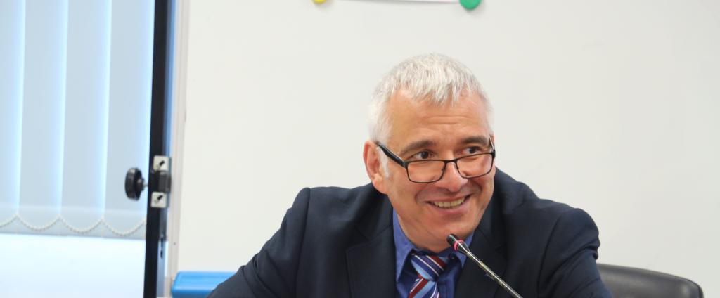 英国上市公司365