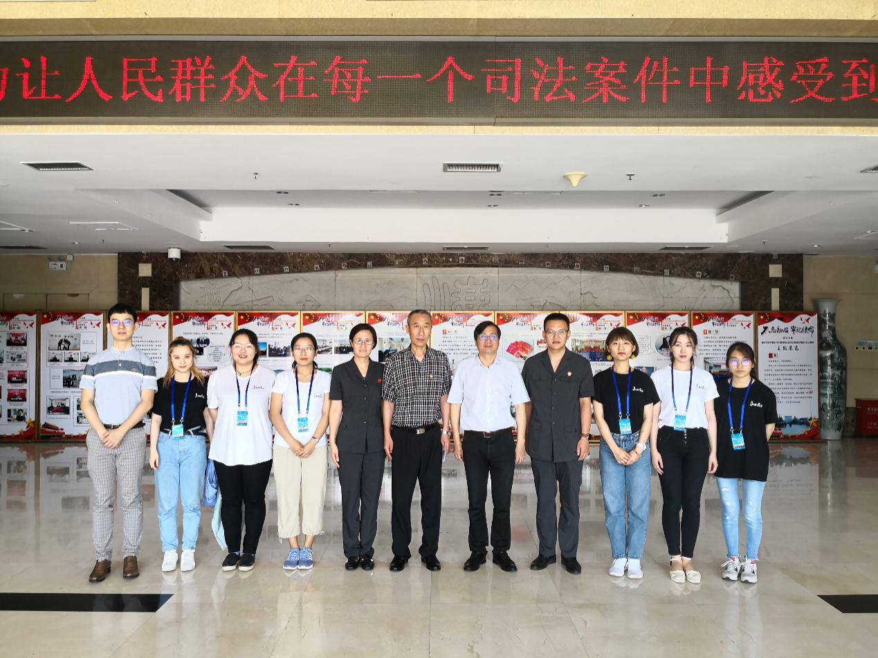 英国上市公司365