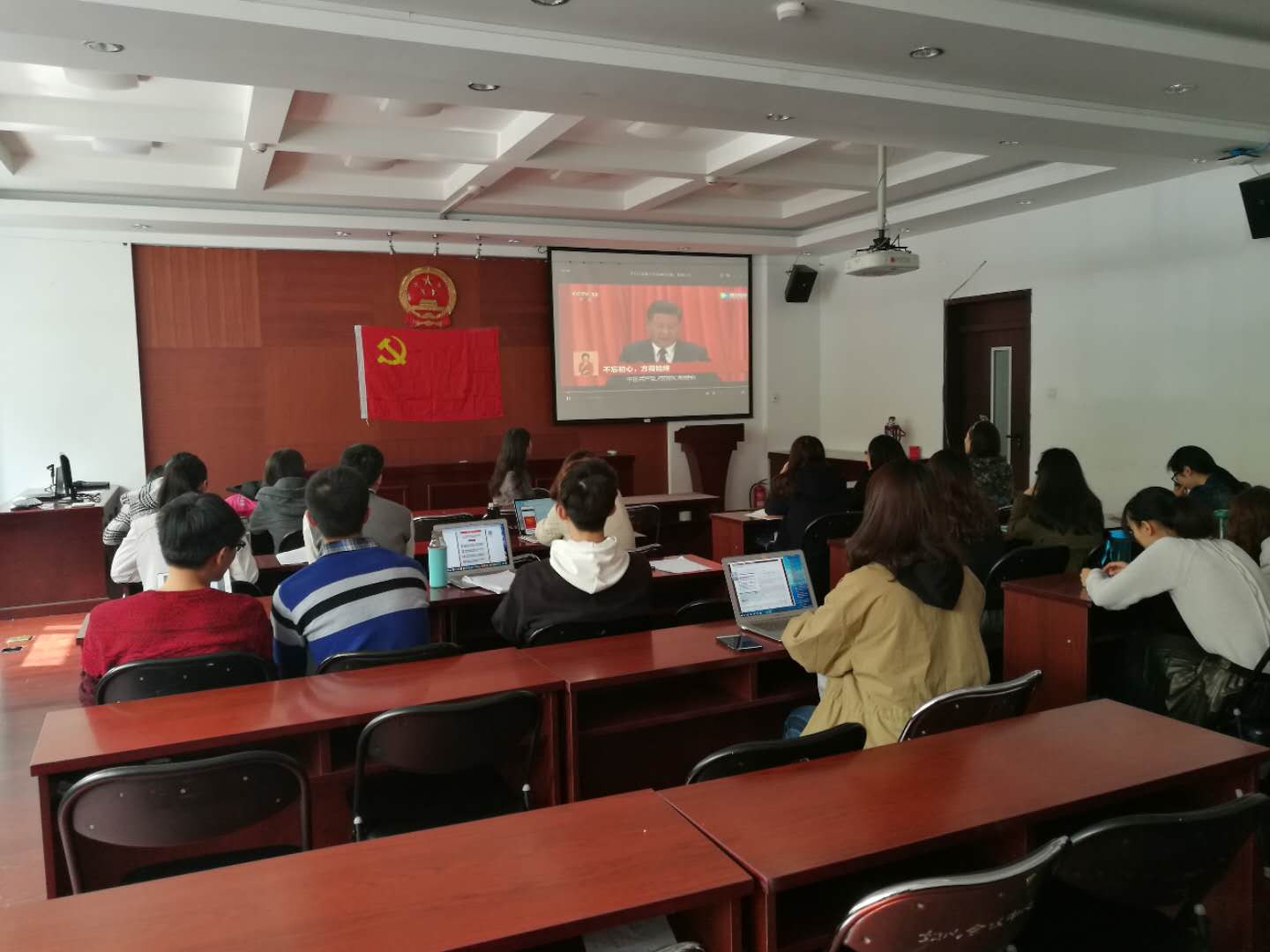 英国上市公司365