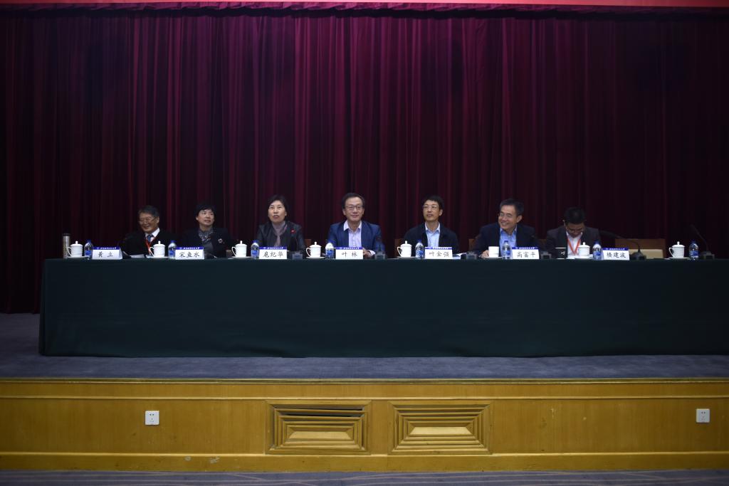 英国上市公司365